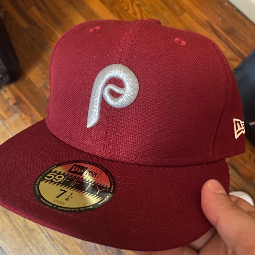 New Era Fitted Hat - Picture 1 of 3